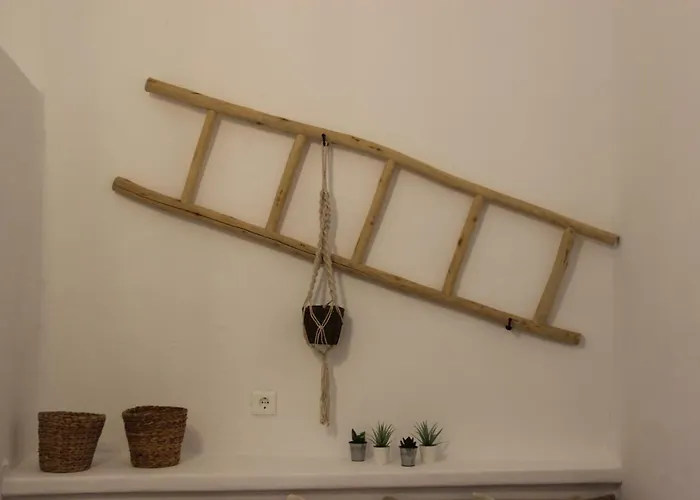 Gerania Milos Adamantas (Milos)